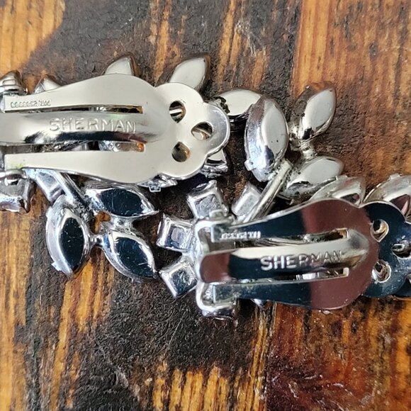 Signed Sherman Floral and Leaf Shaped Lavender Swarovski Rhinestones AB Aurora B - Picture 3 of 3